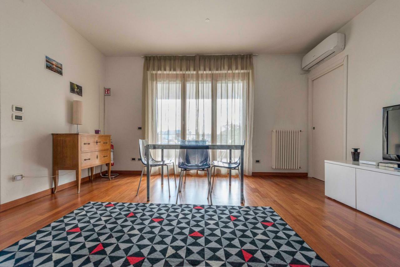 B&B Pierpy Appartamento Pescara Mare Luaran gambar